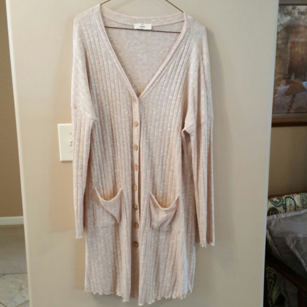 Entro cardigan.  EUC.